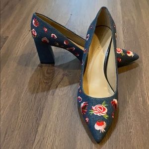 Embellished Floral Denim Pointed-Toe Heels - Navy, Sz 9